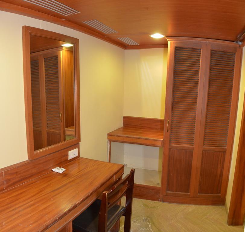 Hotel Raya'S Annexe-1 Kumbakonam Exterior foto