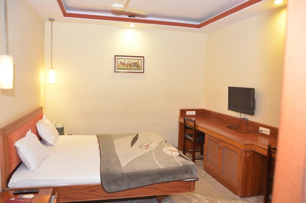 Hotel Raya'S Annexe-1 Kumbakonam Exterior foto